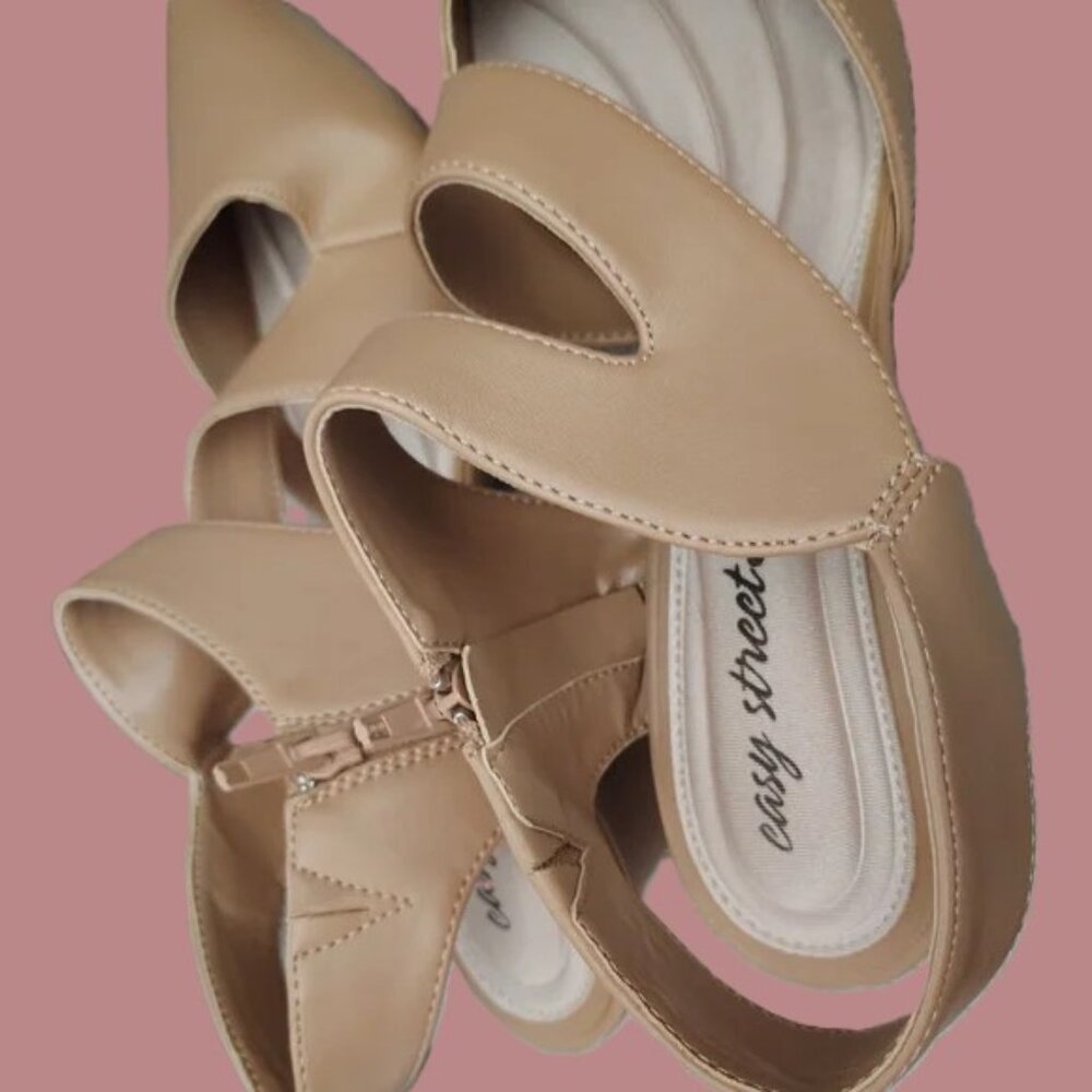 Tan Shoes Size 10 MADE BY EASY STRIDE, OFFICE SIREN, PARTY READY, FUN, SEXY HEEL - Picture 4 of 5